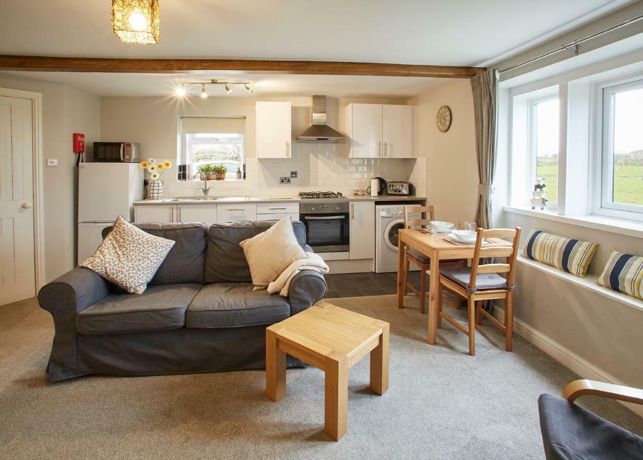 Host & Stay - Cosy Cottage Emley ภายนอก รูปภาพ