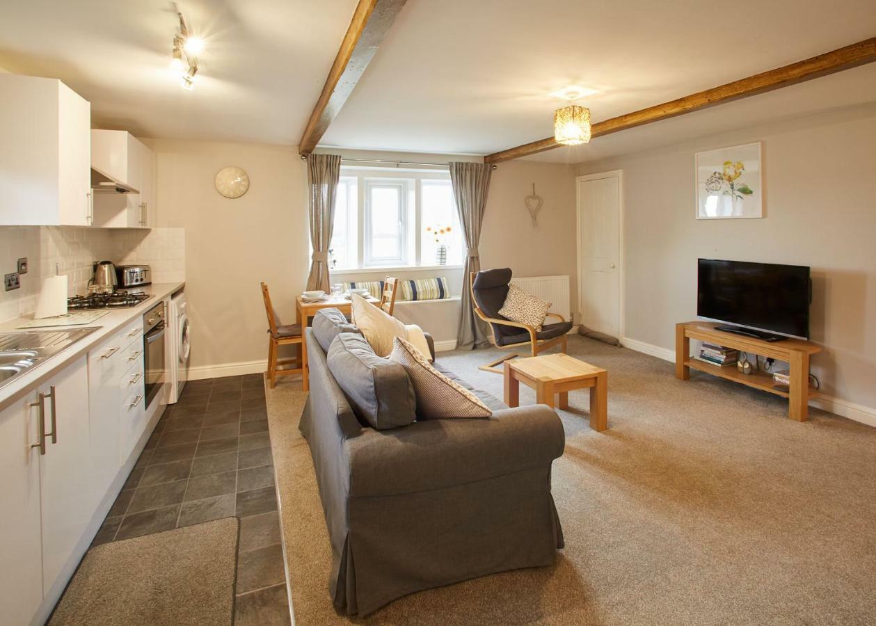 Host & Stay - Cosy Cottage Emley ภายนอก รูปภาพ